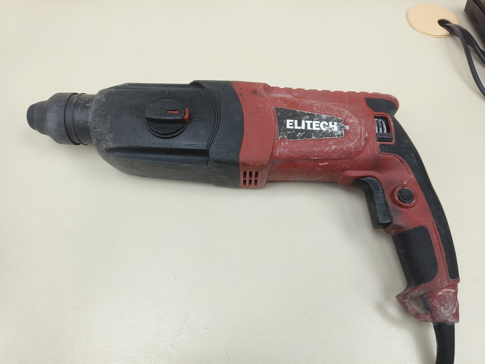 Перфоратор Elitech П3-32РЭМ