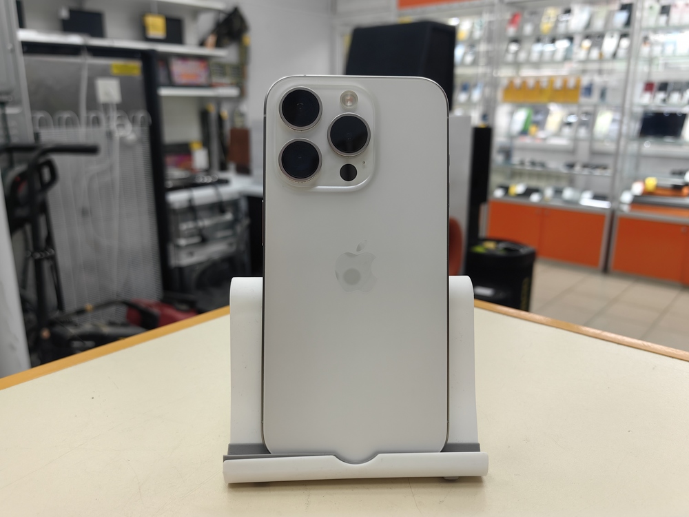 Смартфон Apple Iphone 15 Pro 256Gb