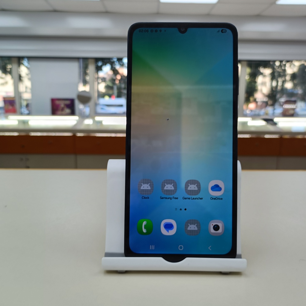 Смартфон Samsung Galaxy A06 4/128