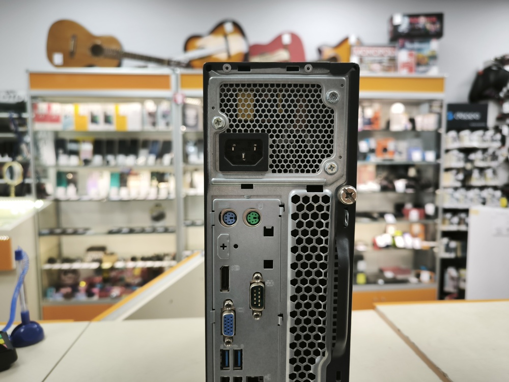 Системный блок Lenovo; A10-6700, AMD Graphics, 8 Гб, Нет, 500 Гб