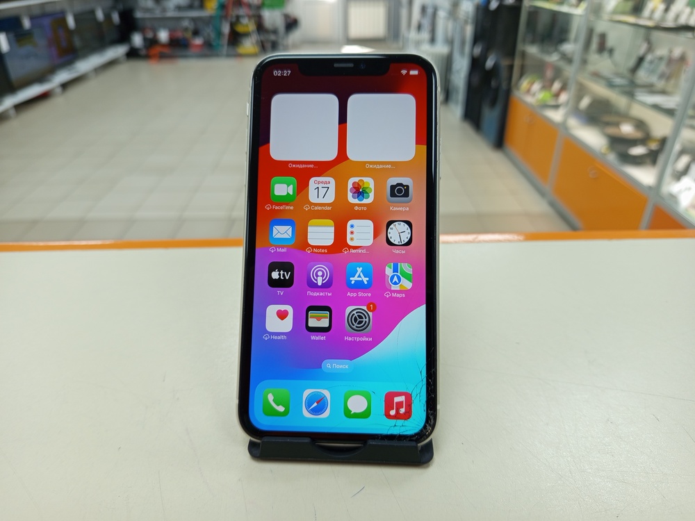 Смартфон Apple iPhone 11 64Gb