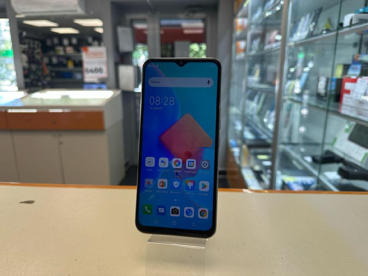 Смартфон Tecno Spark 8C 4/64