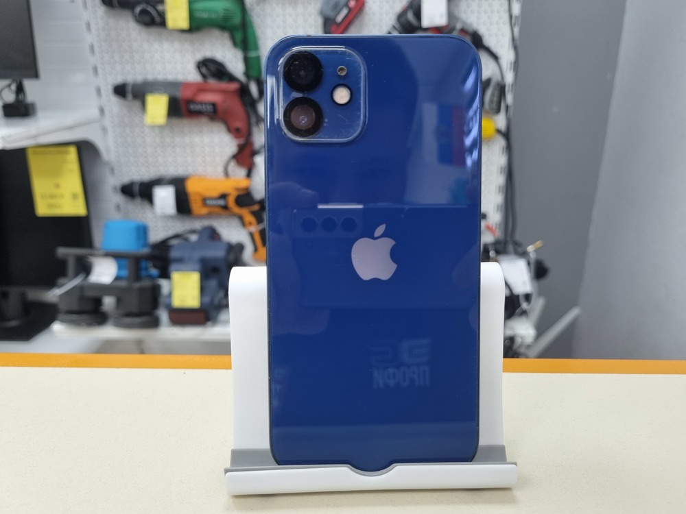 Смартфон Apple iPhone 12 64Gb