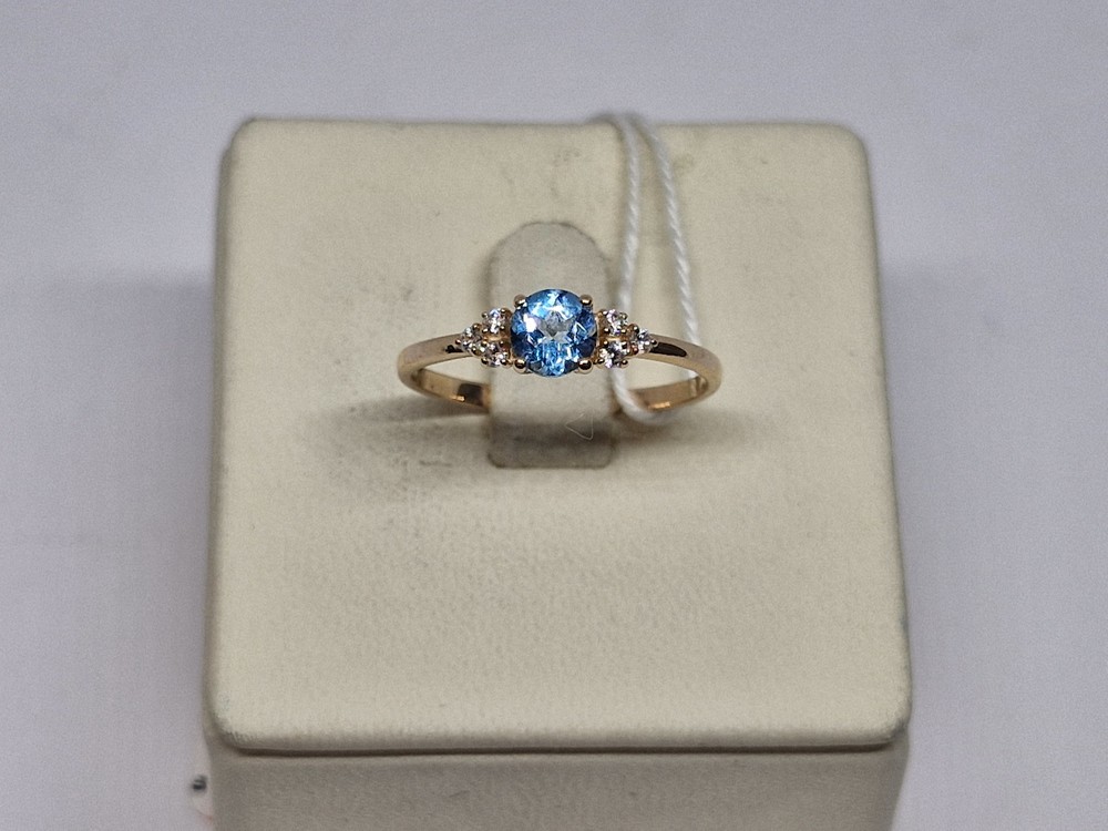 КОЛЬЦО С КАМНЯМИ (Au 585)