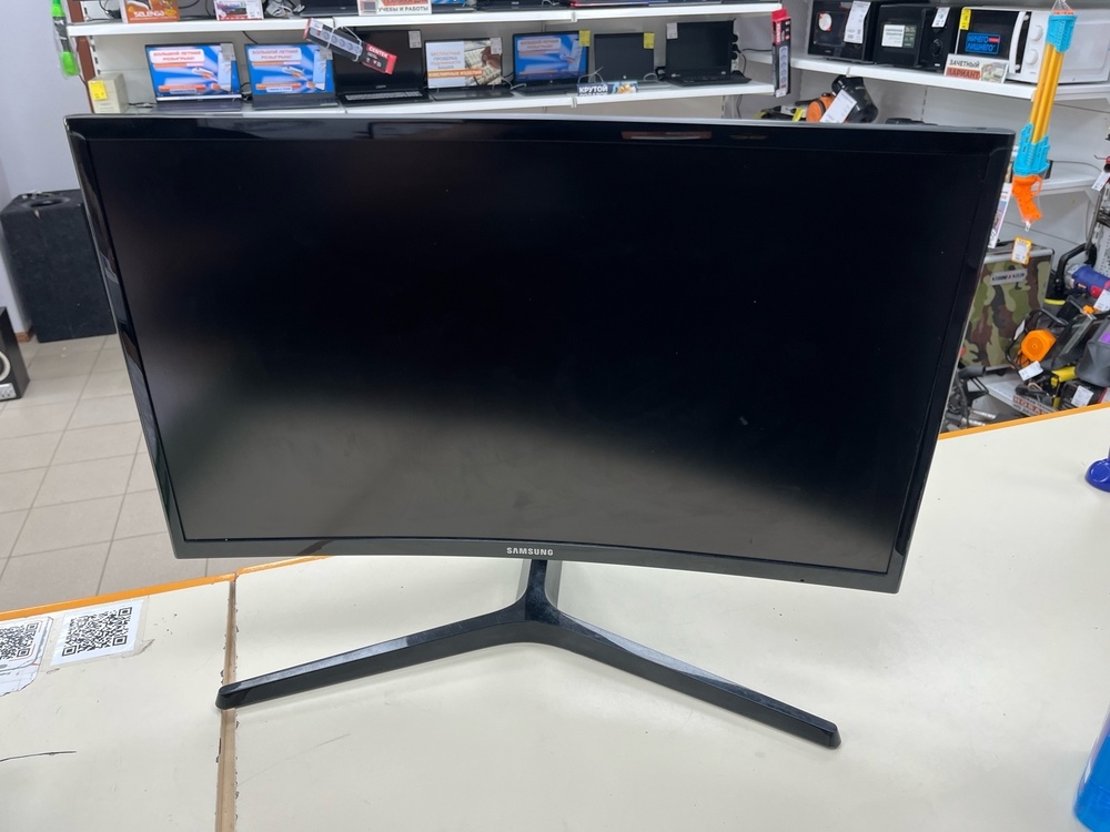 Монитор Samsung C24RG50FQI