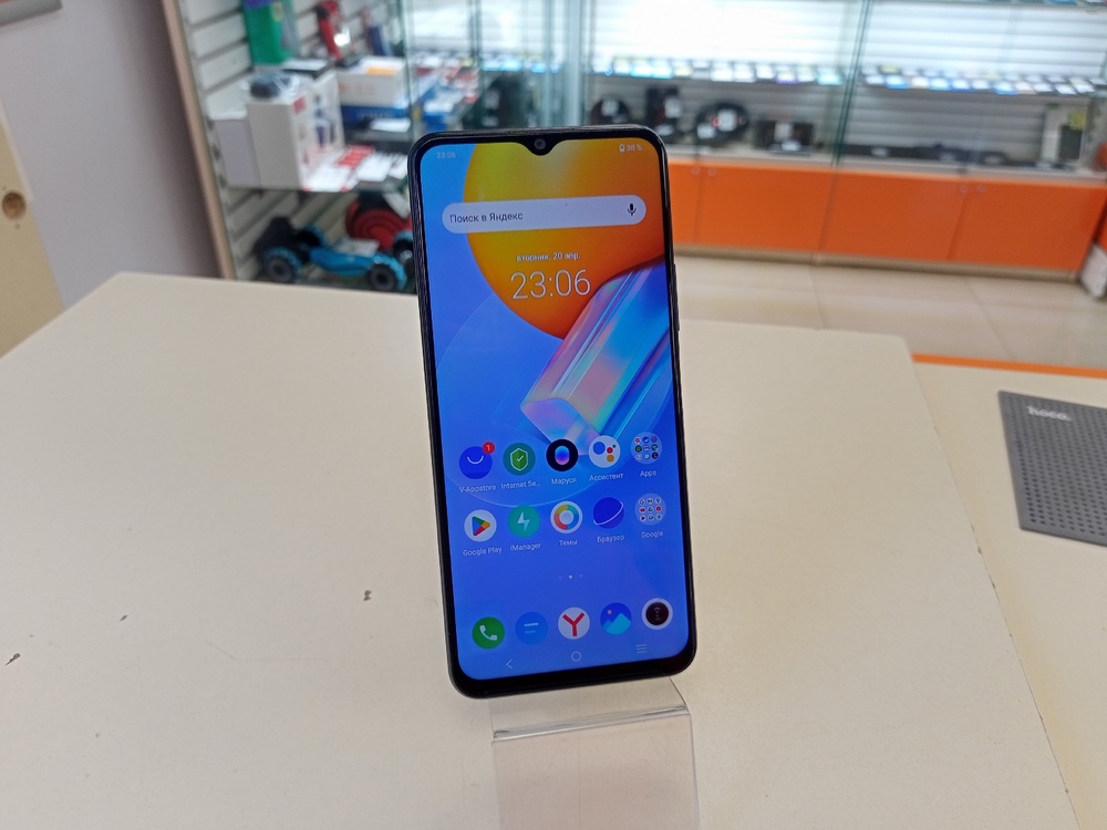 Смартфон Vivo Y31