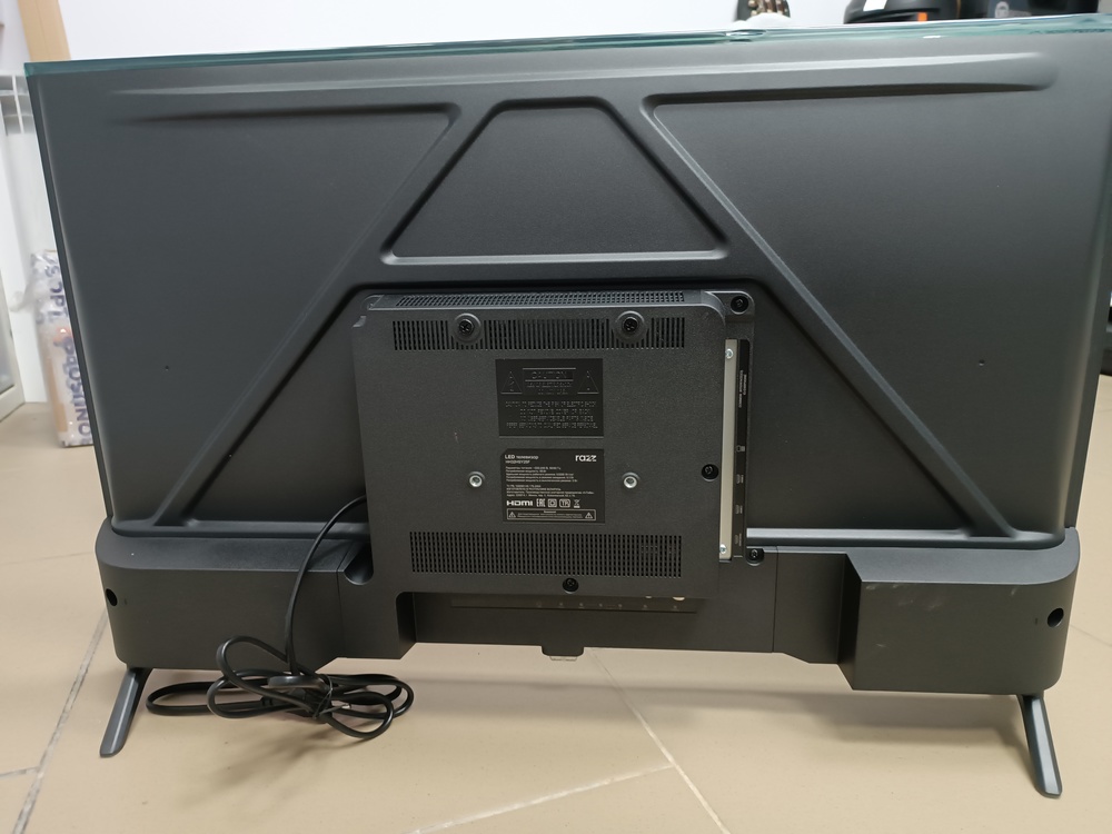 LED Телевизор RAZZ HH32HSY25F