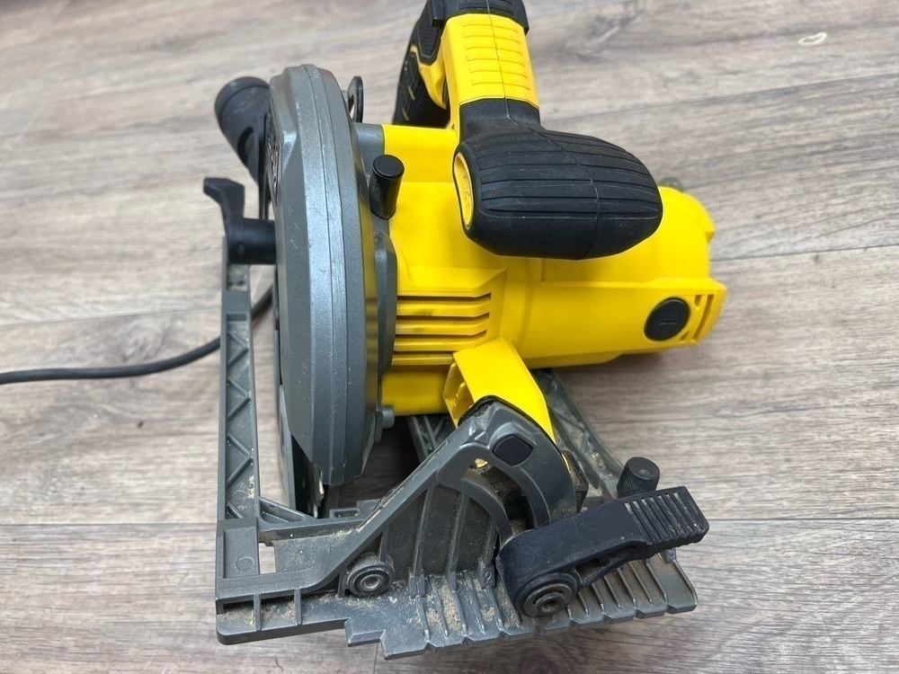 Дисковая пила Stanley Fatmax FME 301