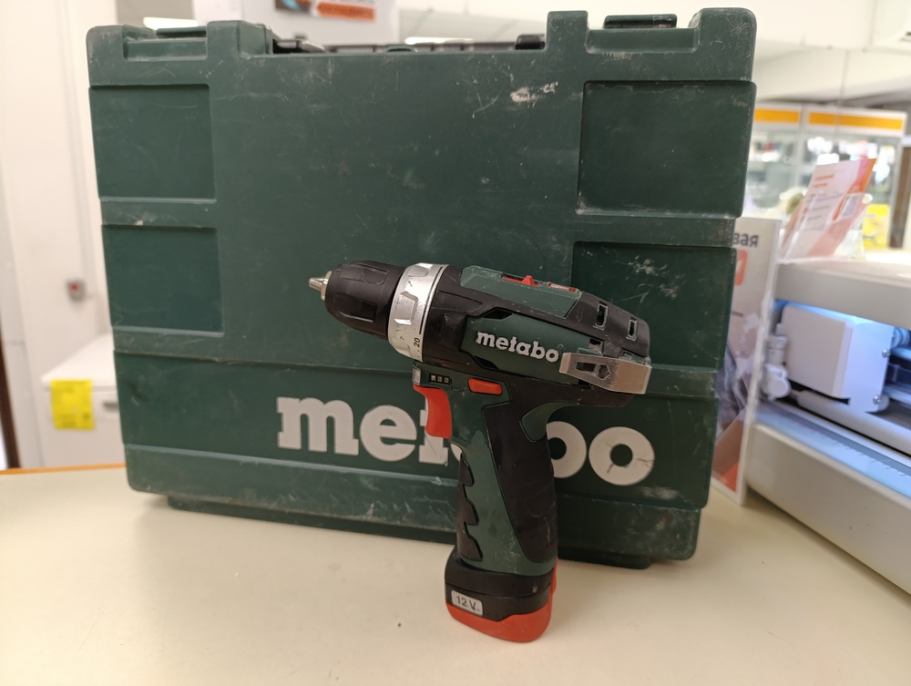 Шуруповерт Metabo BS 12V 2А/ч