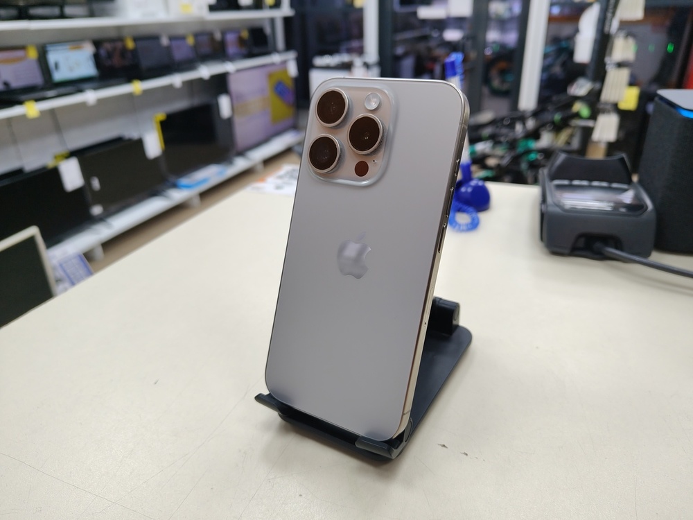 Смартфон Apple Iphone 15 Pro 128Gb
