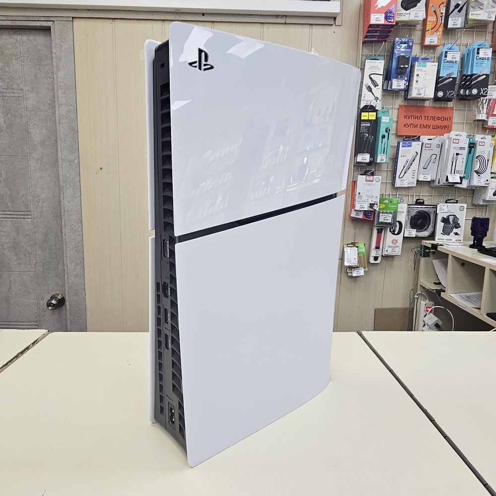 Игровая приставка PlayStation 5 Slim 1TB (С дисководом) Игровая приставка PlayStation 5 Slim 1TB (С дисководом)
