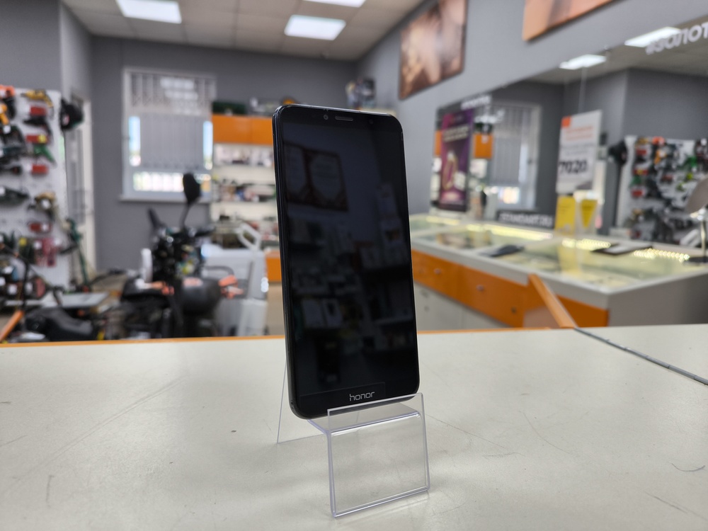 Смартфон Honor 7C 3/32