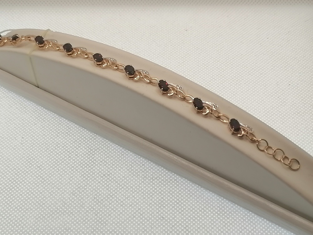 Б585 БРАСЛЕТ С КАМНЯМИ (Au 585)