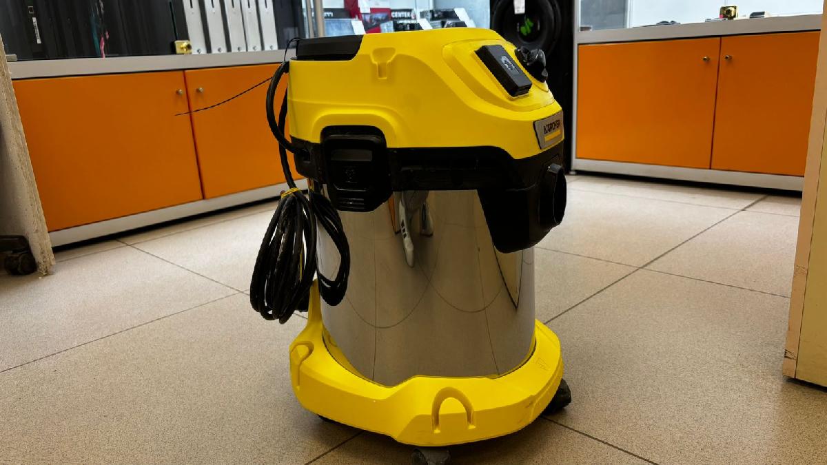 Пылесос Karcher WD 3 P