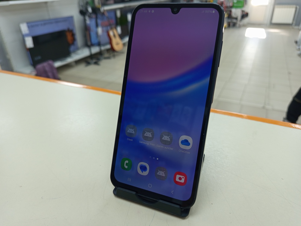 Смартфон Samsung Galaxy A15 4/128