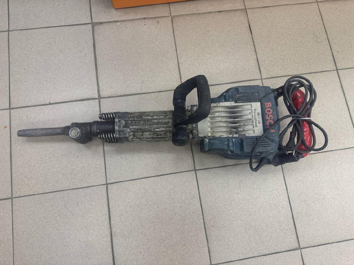 Отбойный молоток Bosch 16-30 Professional