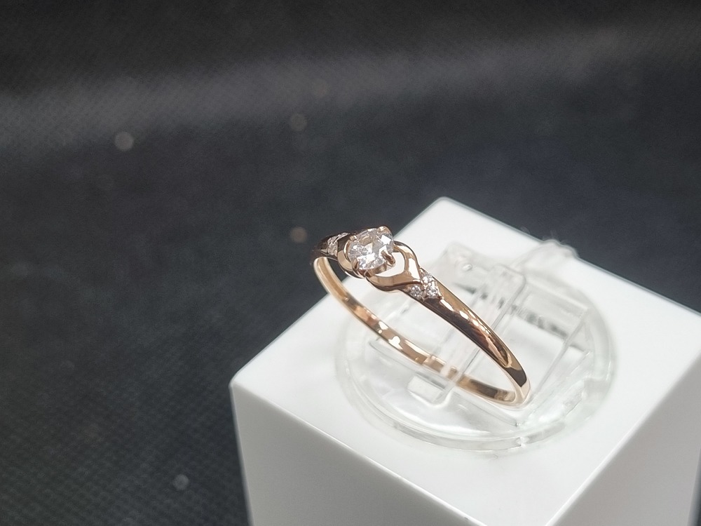 КОЛКМИ585 КОЛЬЦО С КАМНЯМИ (Au 585)