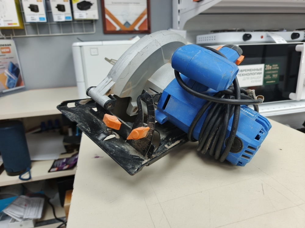 Дисковая пила Dexter 1300CIS2-185