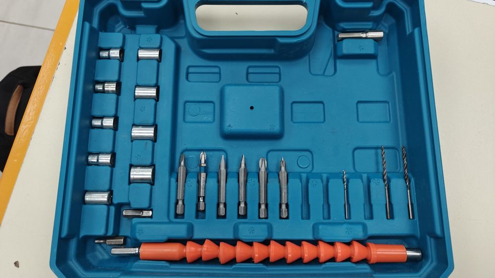 ДРЕЛЬ-ШУРУПОВЕРТ MAKITA 6413