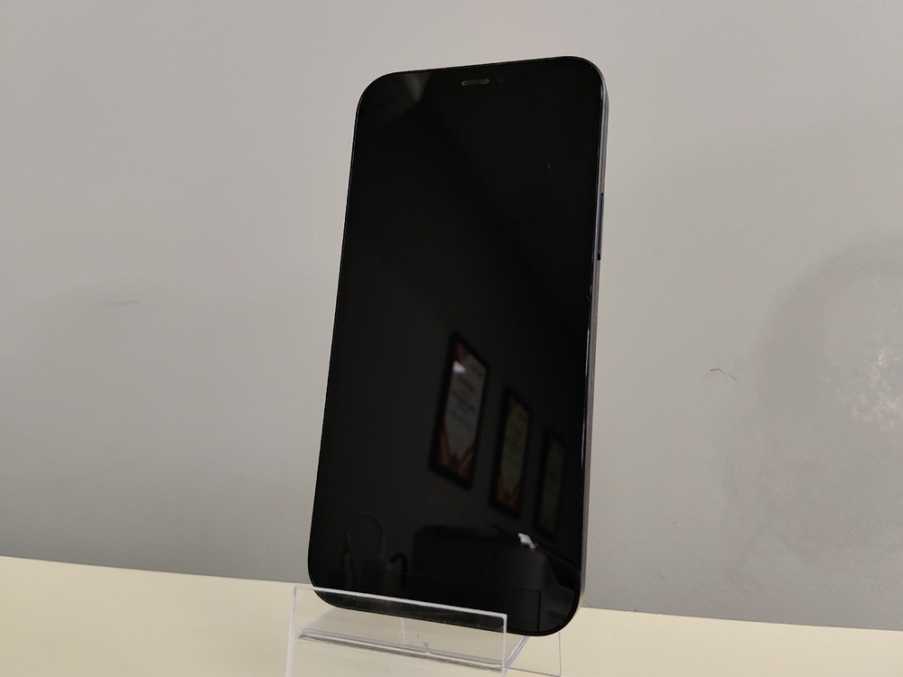 Смартфон Apple iPhone 12 64Gb
