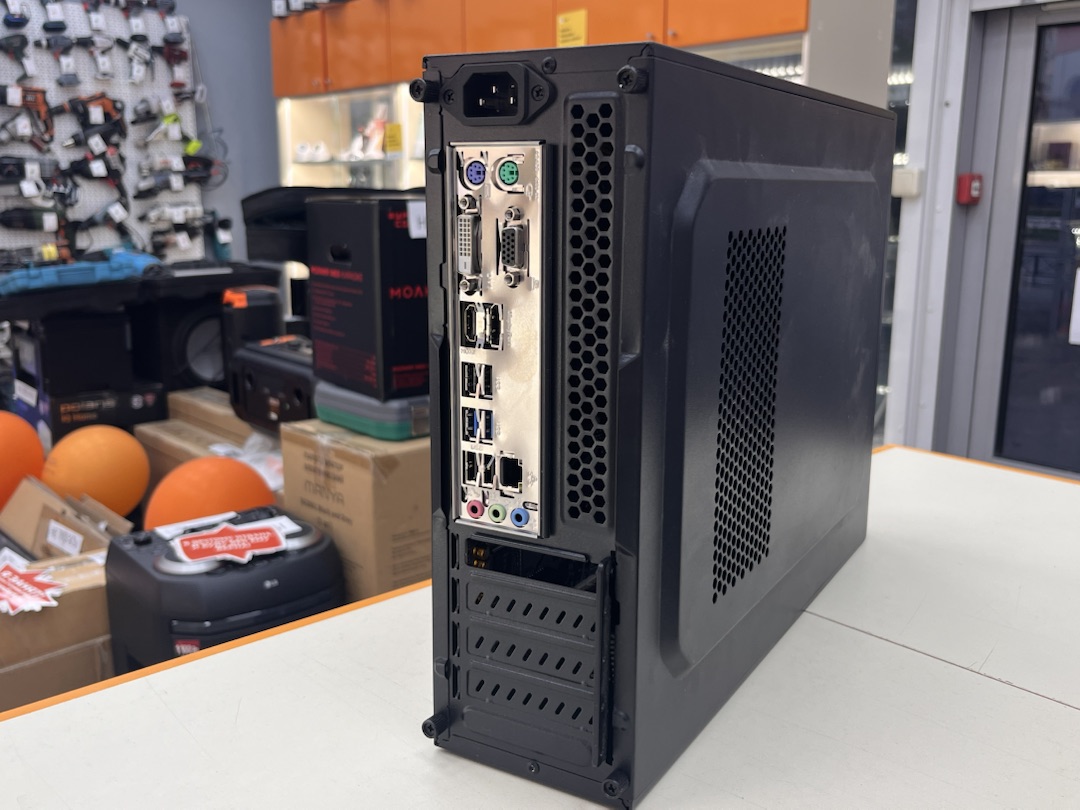 Системный блок Aero Cool; I3-12100, Intel UHD Graphics 730, 8 Гб, Нет, 500 Гб