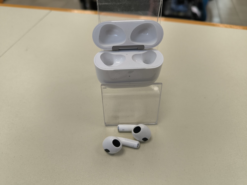 Наушники беспроводные Apple Airpods 3