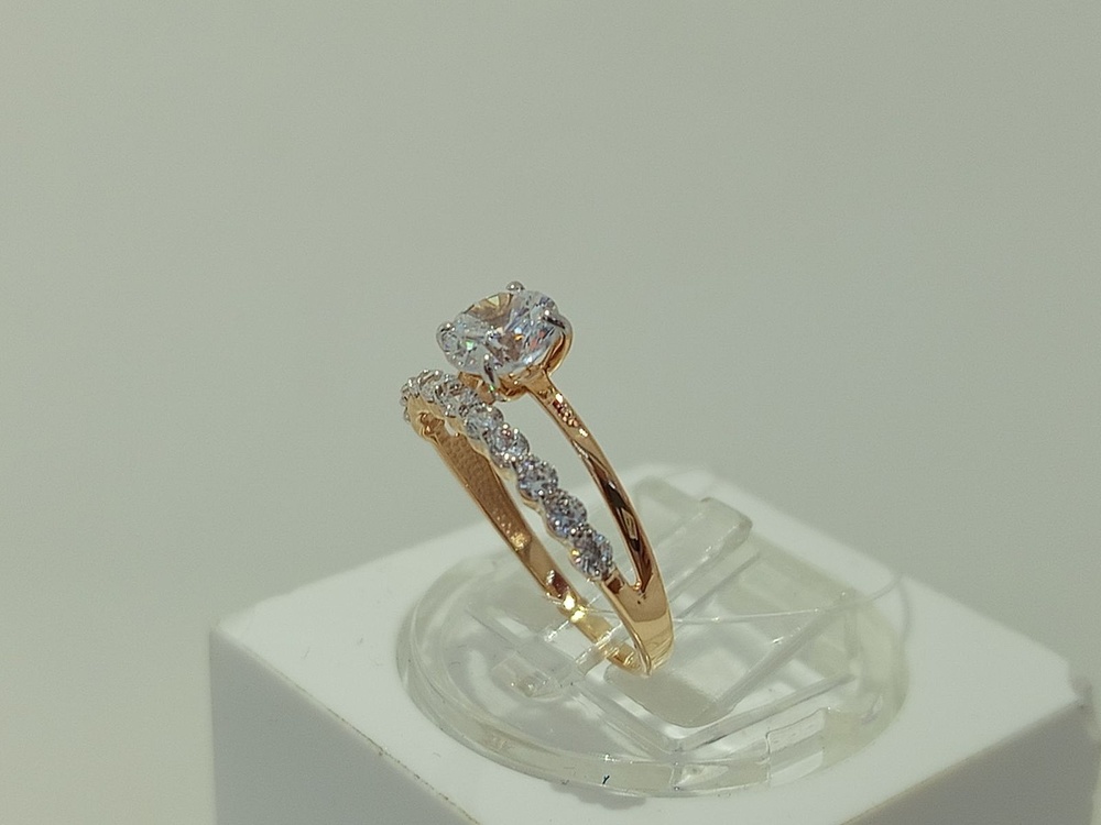 КОЛЬЦО С КАМНЯМИ (Au 585)