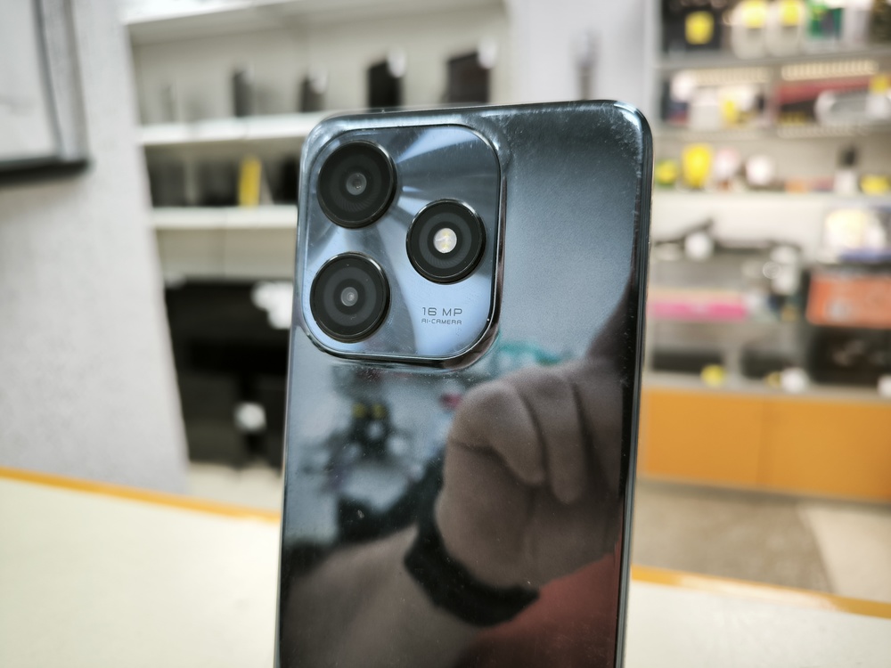 Смартфон Tecno SPARK 10C 4/64