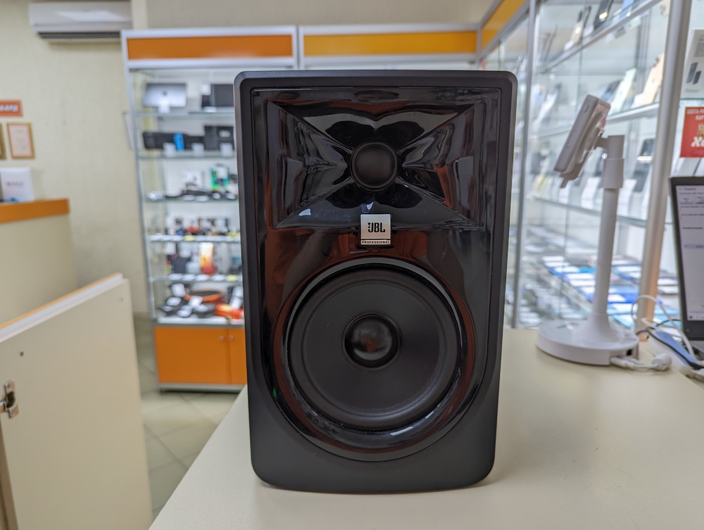 Студийный монитор JBL 2412H-1