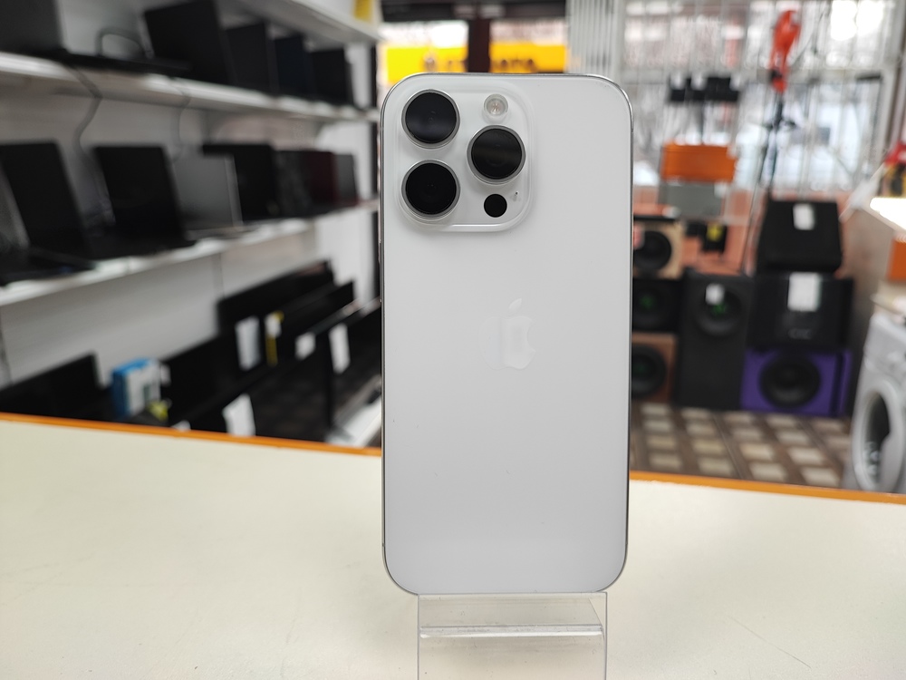 Смартфон Apple Iphone 16 Pro 128Gb