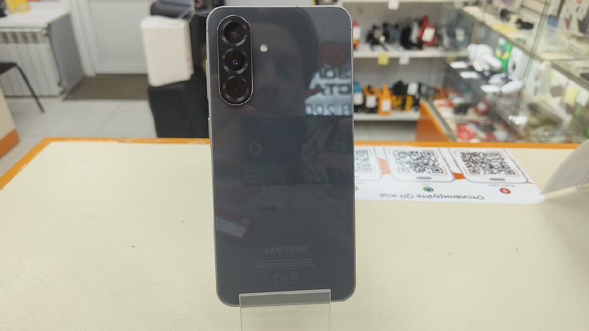 Смартфон Samsung Galaxy A56 8/128