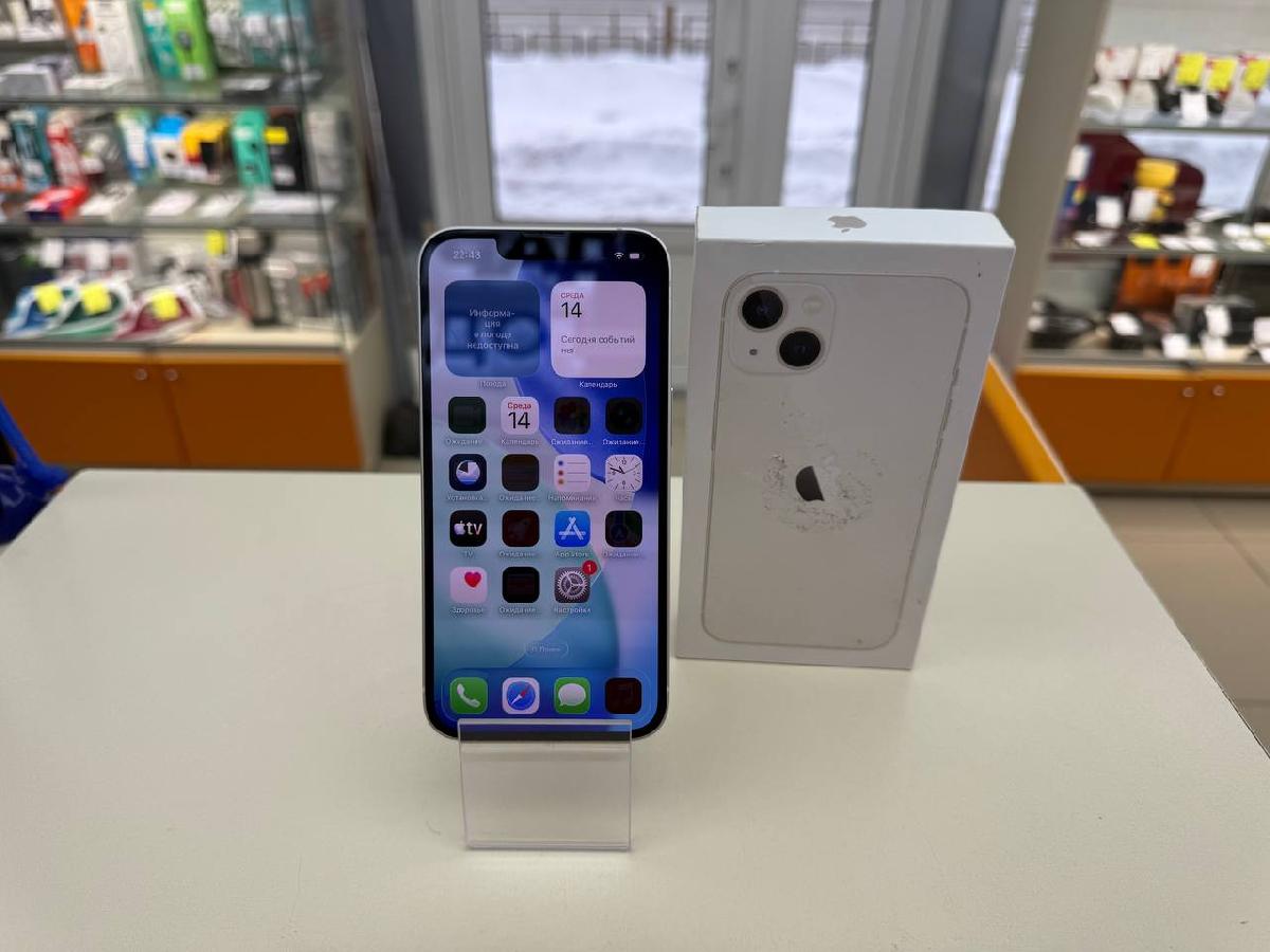 Смартфон Apple iPhone 13 256Gb