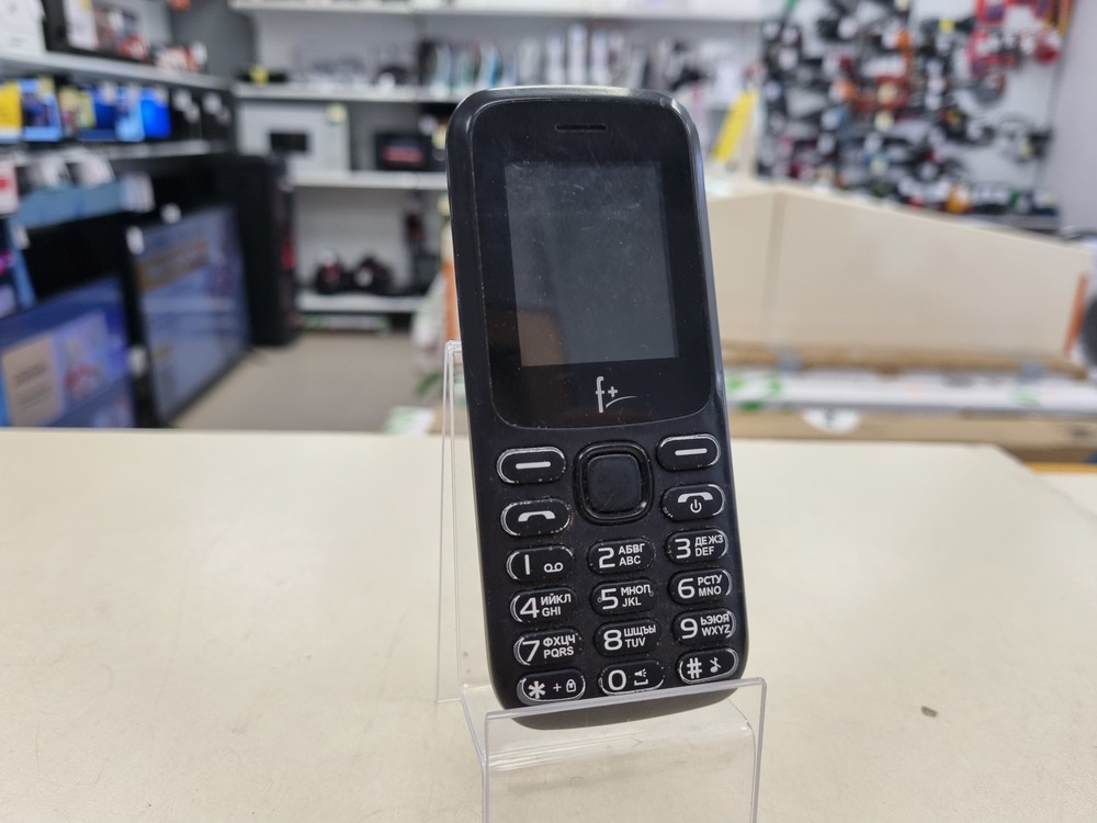 Мобильный телефон Fly 