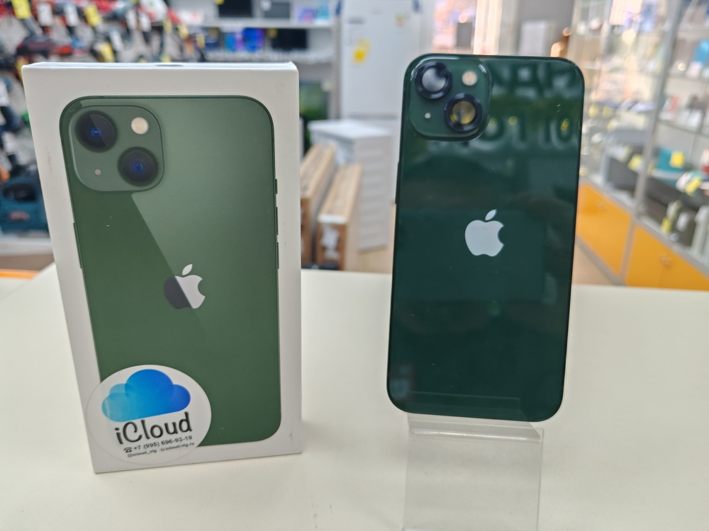 Смартфон Apple iPhone 13 128Gb