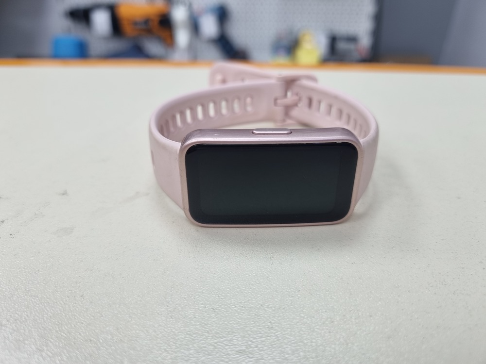Смарт-часы Huawei Band 9