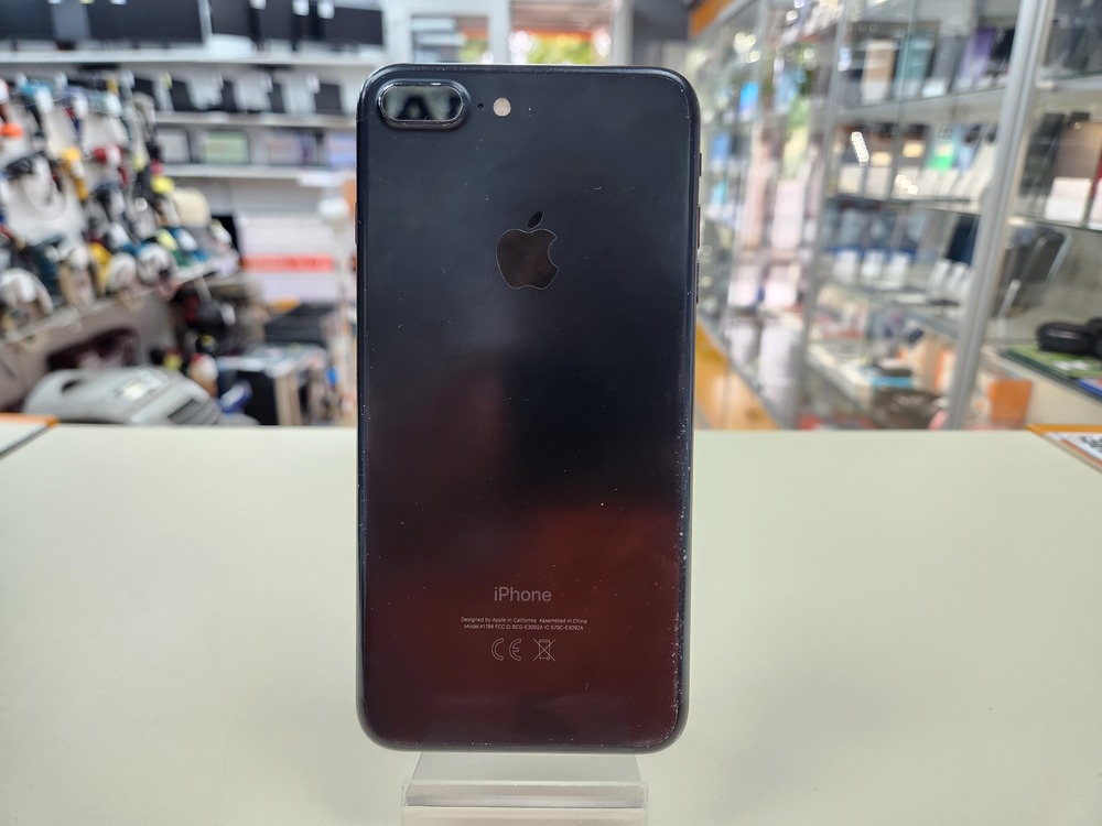 Смартфон Apple iPhone 7 Plus 32Gb