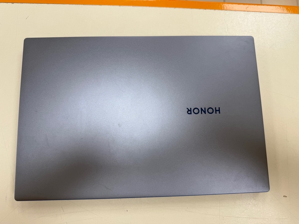 Ноутбук Honor; Ryzen 5-5500U, AMD Radeon (TM) Graphics, 8 Гб, 500 Гб, Нет