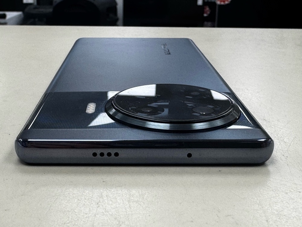 Смартфон Tecno Spark 20 Pro+ 8/256