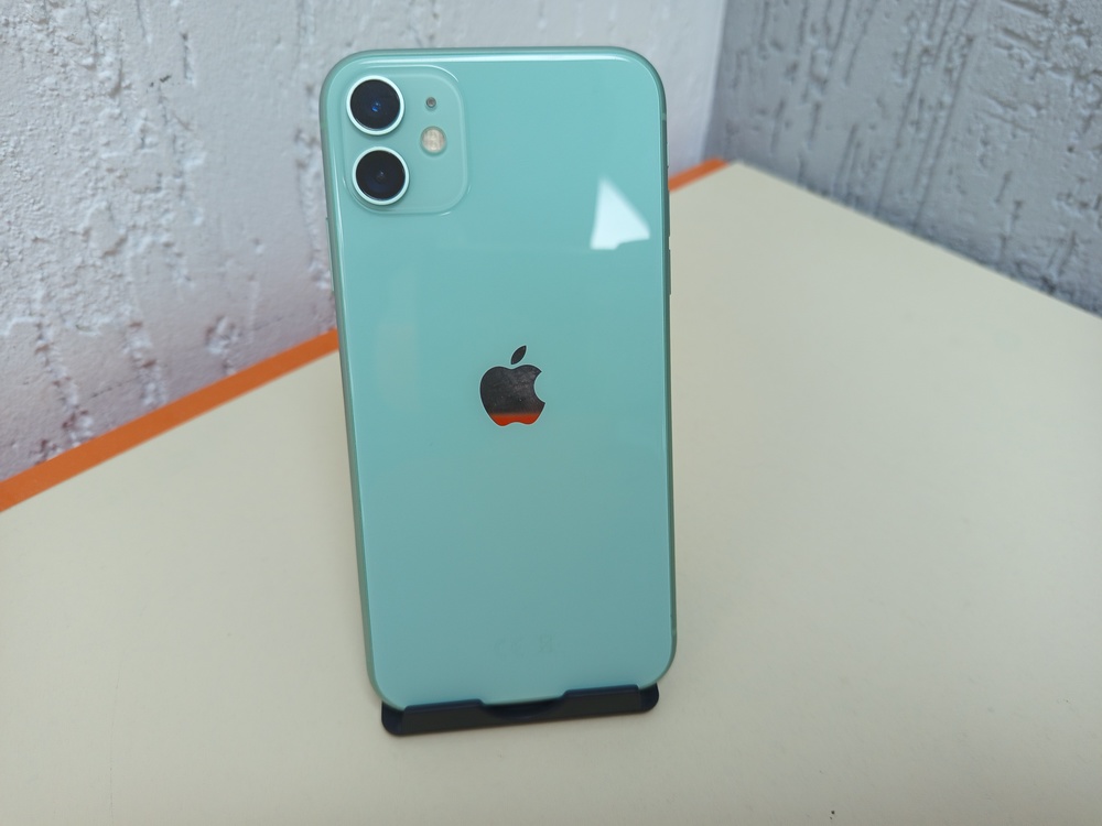 Смартфон Apple iPhone 11 128Gb