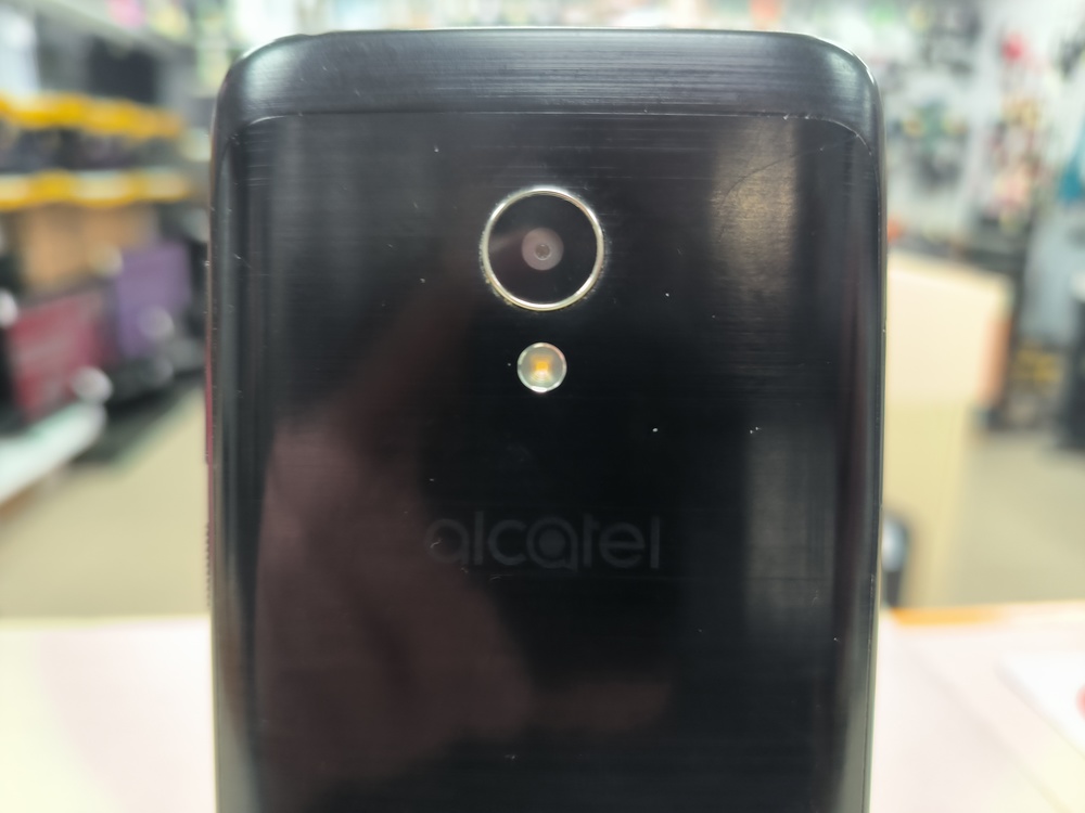 Смартфон Alcatel 5009D