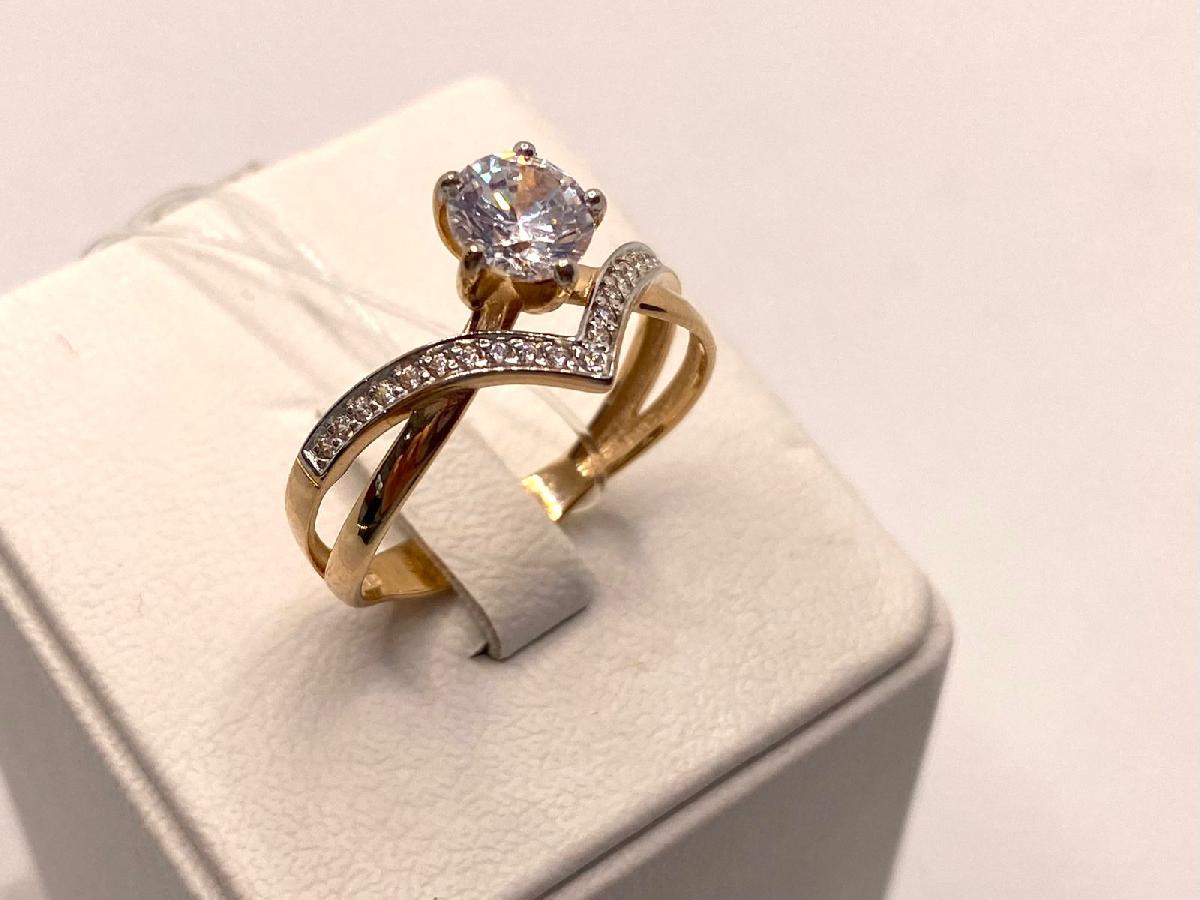 КОЛЬЦО С КАМНЯМИ (Au 585)