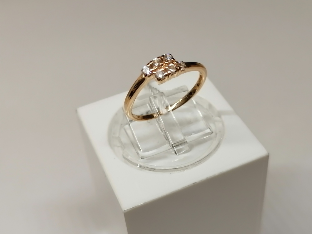 КОЛЬЦО С КАМНЯМИ (Au 585)