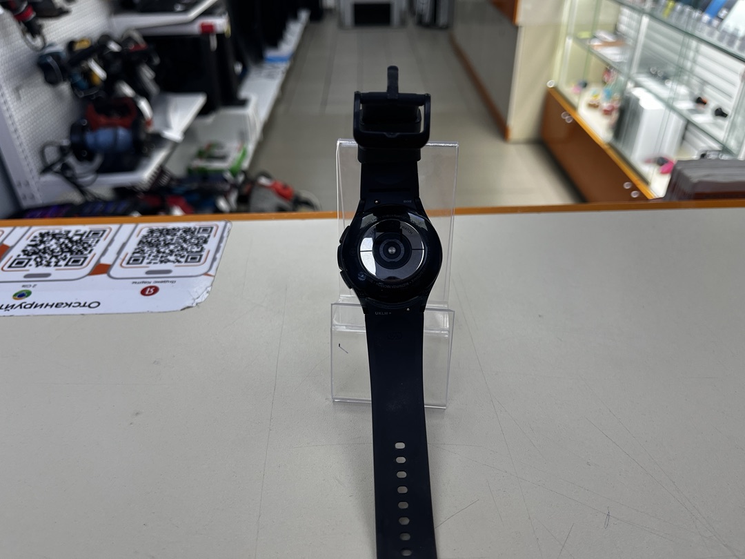 Смарт-часы Samsung Galaxy Watch 4 44mm
