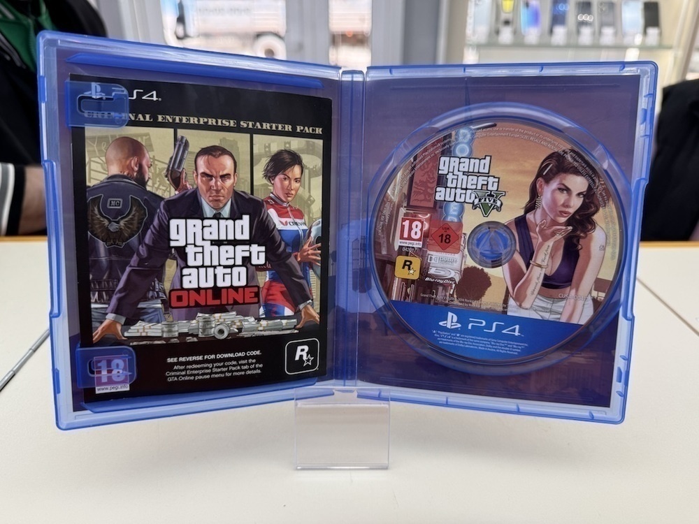 Игра Playstation 4 GTA 5