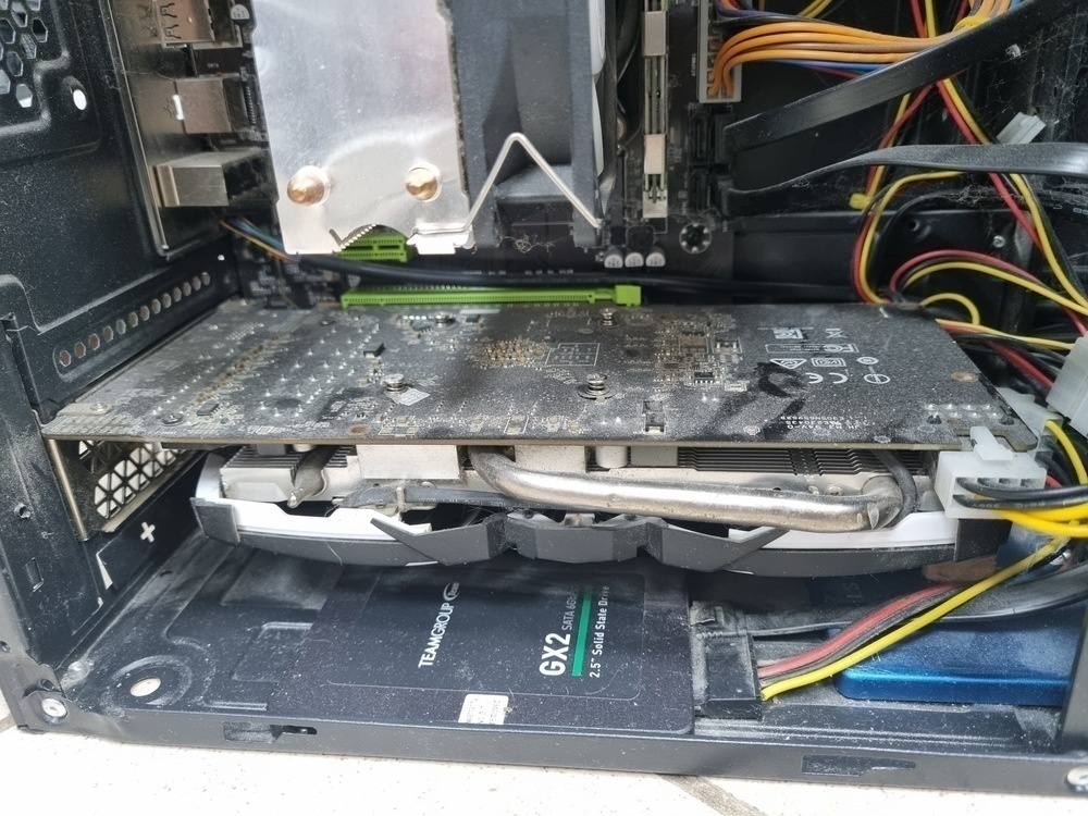 Системный блок Noname; Xeon E5-2650 v2, Radeon RX 580, 16 Гб, 750 GB, Нет