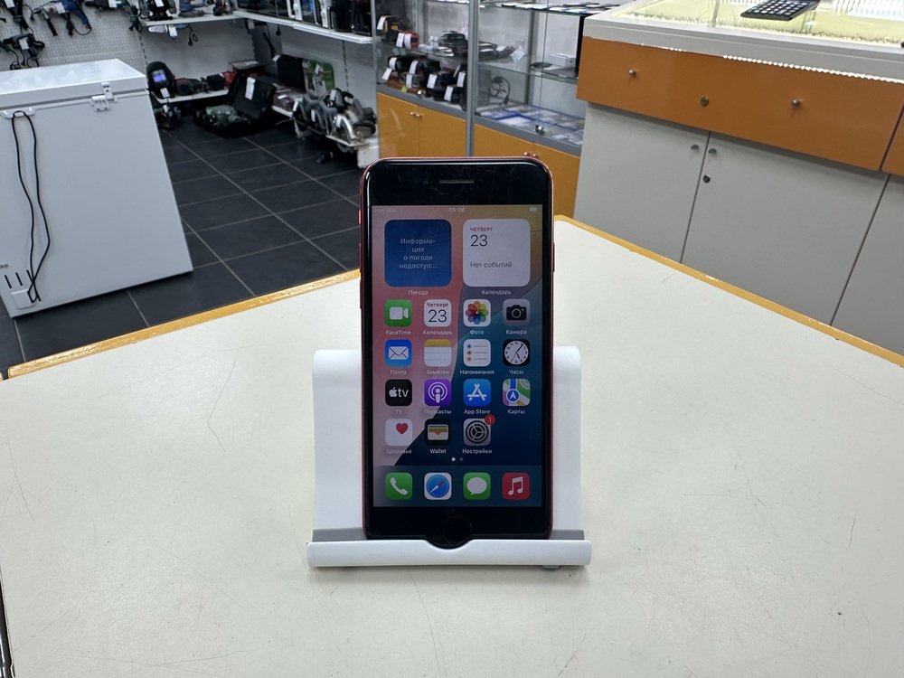 Смартфон Apple iPhone SE 2020 64Gb
