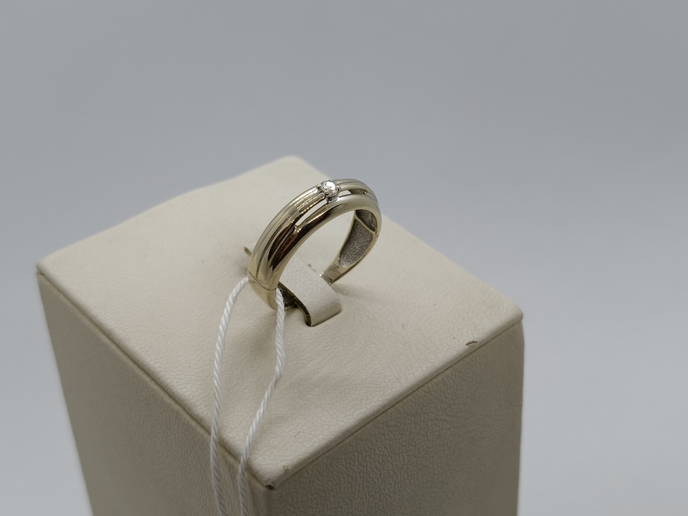 КОЛКМ585 КОЛЬЦО С КАМНЕМ (Au 585)