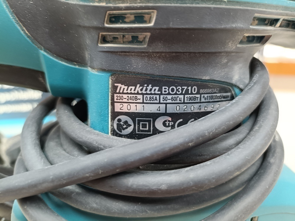 Шлифовальная машина Makita BO3710