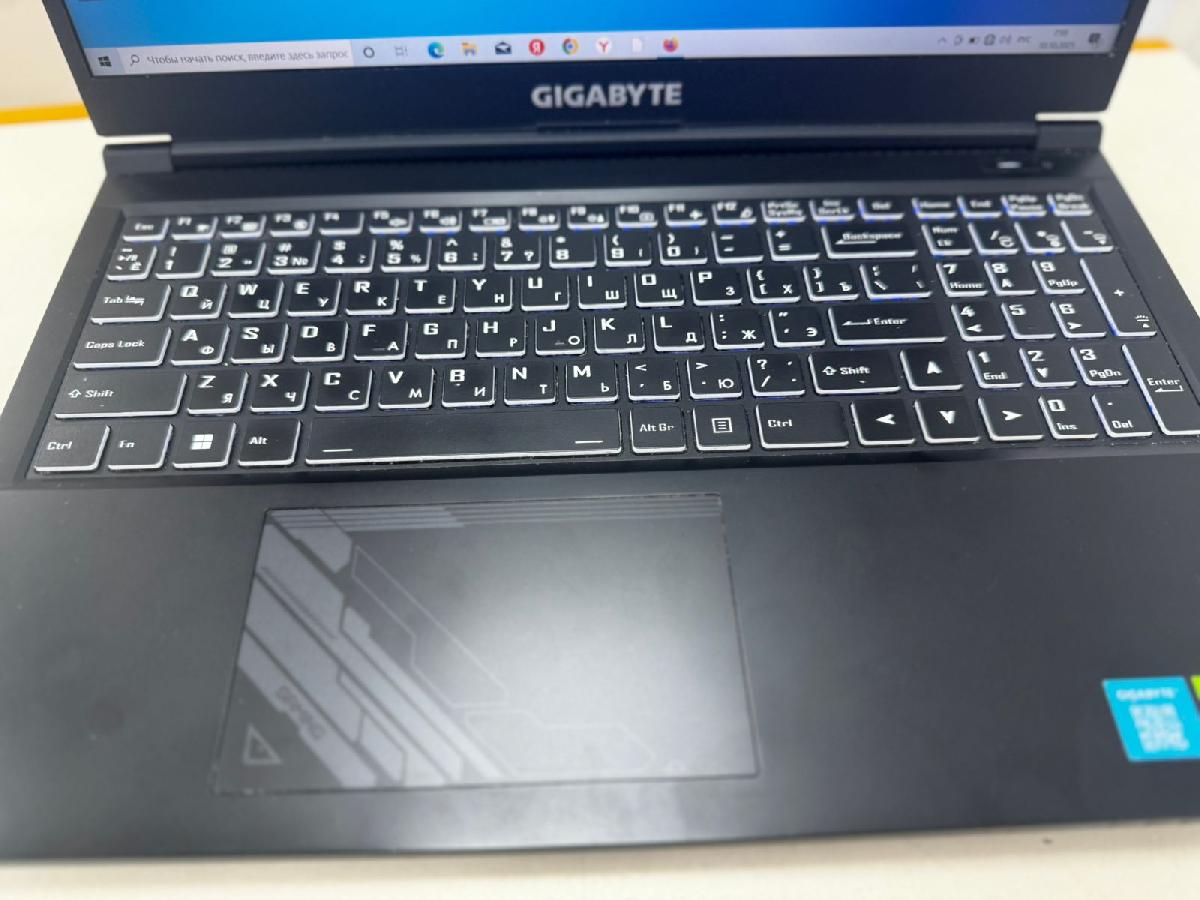 Ноутбук Gigabite; I5-12500H, GeForce RTX 3050, 16 Гб, 512 GB, Нет