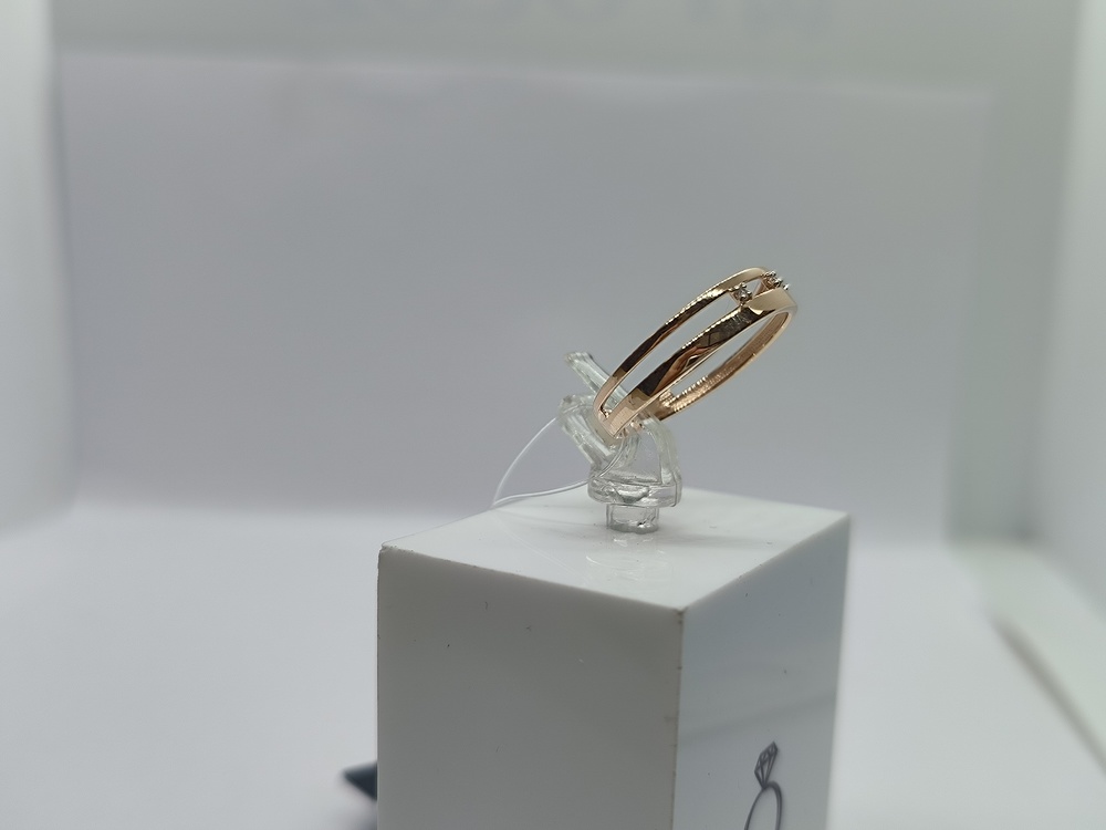 КОЛЬЦО С КАМНЯМИ (Au 585)